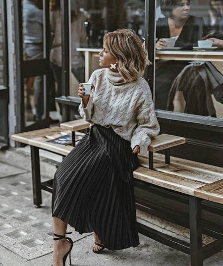 Suéter con pollera midi. Foto Pinterest