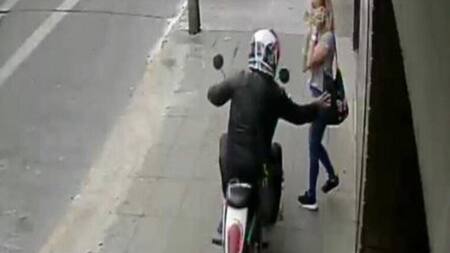 Motochorro en Ramos Mejía, asalto