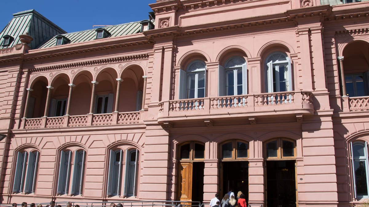 El Gobierno informó los requisitos para el retiro voluntario de empleados estatales.