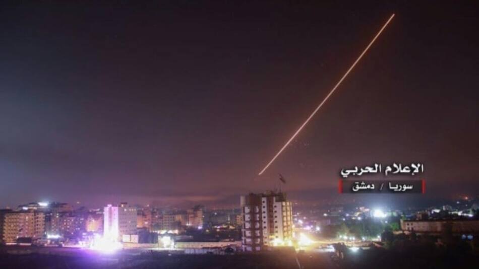 Ataque con misiles de Israel a Siria.