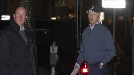 Joe Biden tras el choque. Foto: X.