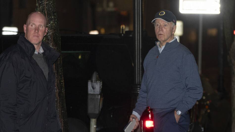 Joe Biden tras el choque. Foto: X.