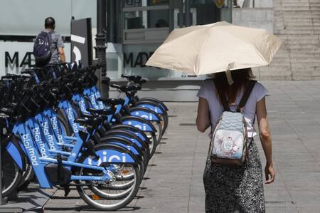 Ola de calor en España, el suelo alcanzó los 60°. Foto: EFE