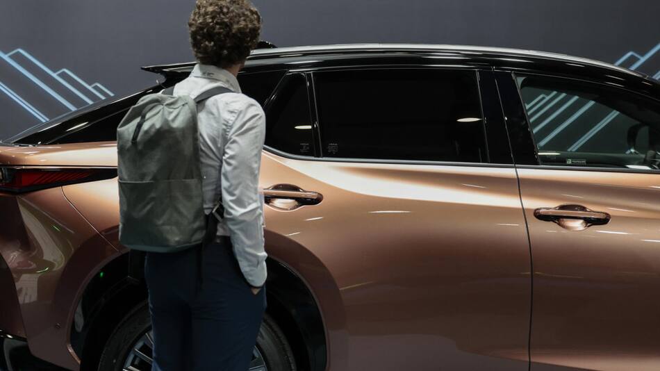 En Europa preocupa la inserción de vehículos chinos en su mercado interno. Foto: EFE