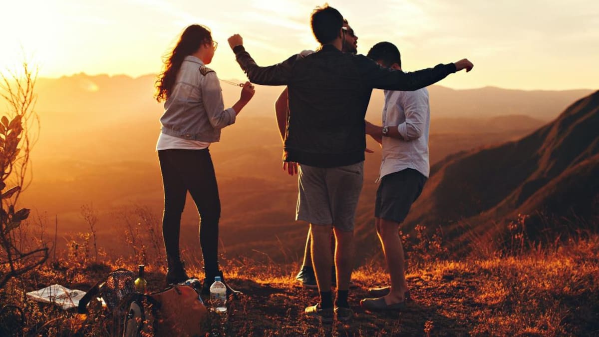 Día del amigo. Foto: Unsplash, Helena Lopes.