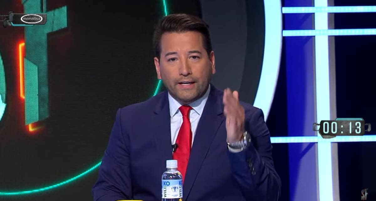 Javier Olivares Avendaño, diputado de Chile, durante una actividad oficial en el Congreso chileno.