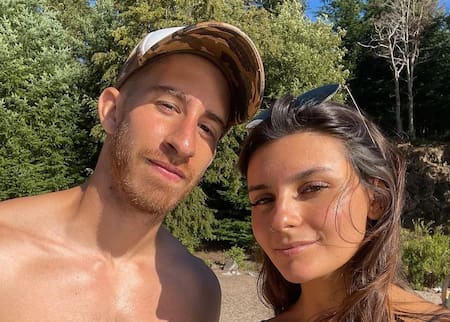 Martina Dallasta junto a su novio. Foto: Instagram @martidallasta.