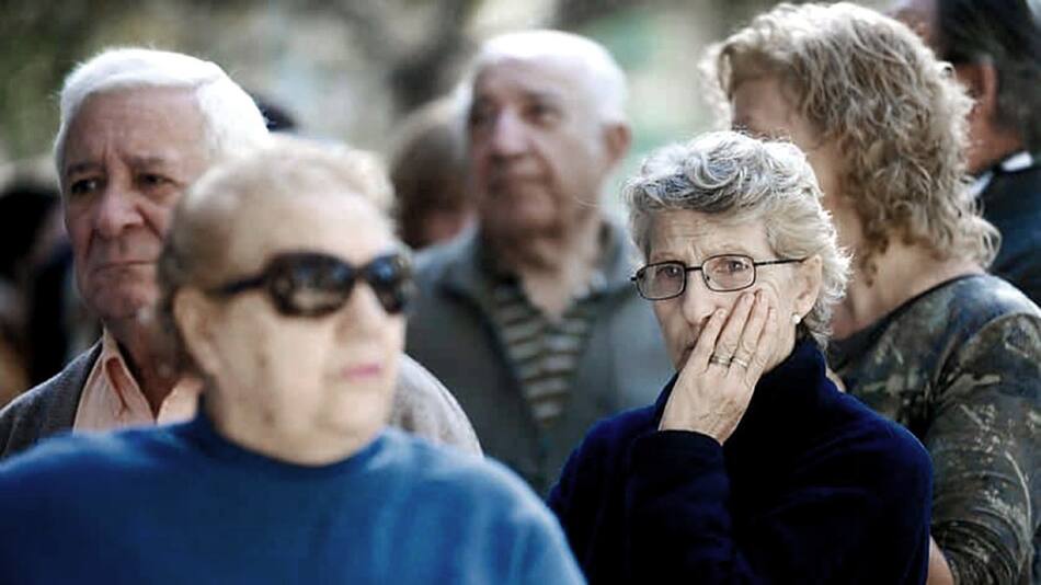 Bono a jubilados y pensionados. Foto: NA.