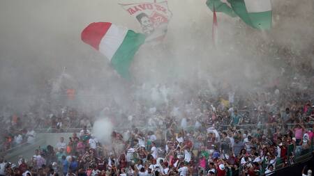 La hinchada de Fluminense recauda fondos para armar una fiesta en el Maracaná. Foto: Reuters.