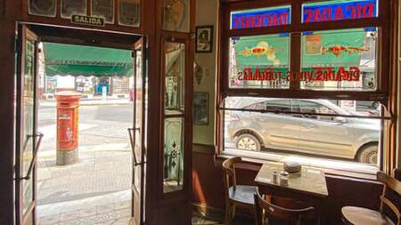 El bar ideal para reencontrarse con la historia. Foto: Instagram @vivamosba