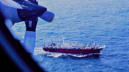 La Armada refuerza su presencia en el Mar Argentino con una operación militar para combatir la pesca extranjera ilegal