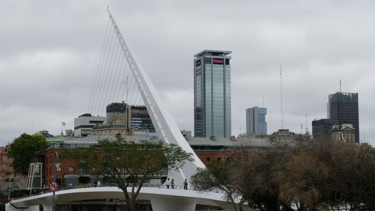 Día nublado en Buenos Aires. Foto: Unsplash.