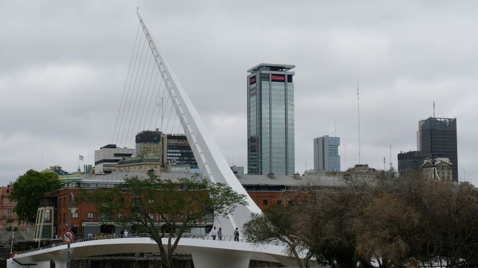 Día nublado en Buenos Aires. Foto: Unsplash.