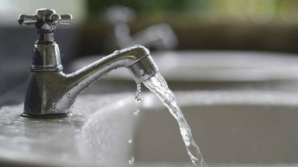 Agua, servicio de agua corriente