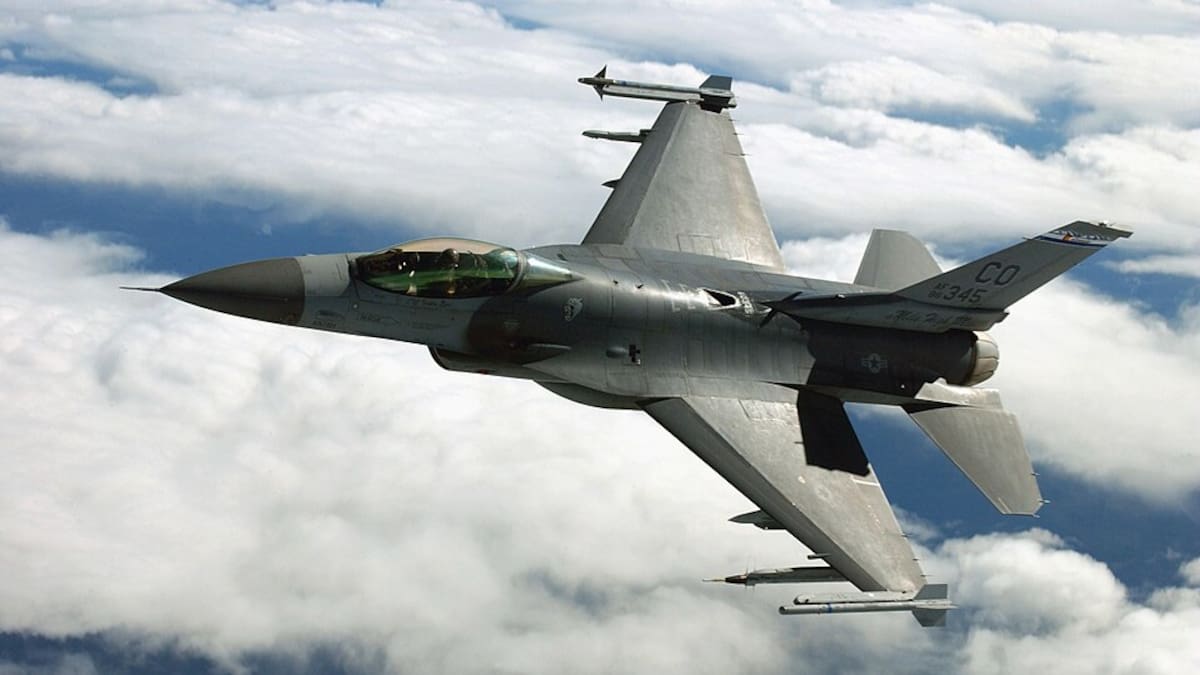 Cómo son los nuevos cazas F-16 que llegan a la Argentina: tienen capacidad supersónica y superan los 2.000 km/h