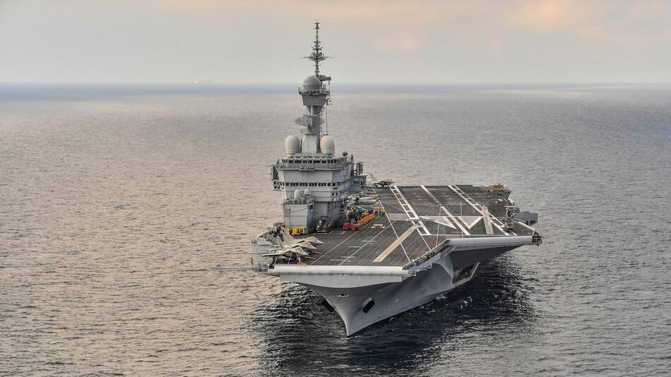 Portaaviones Charles de Gaulle