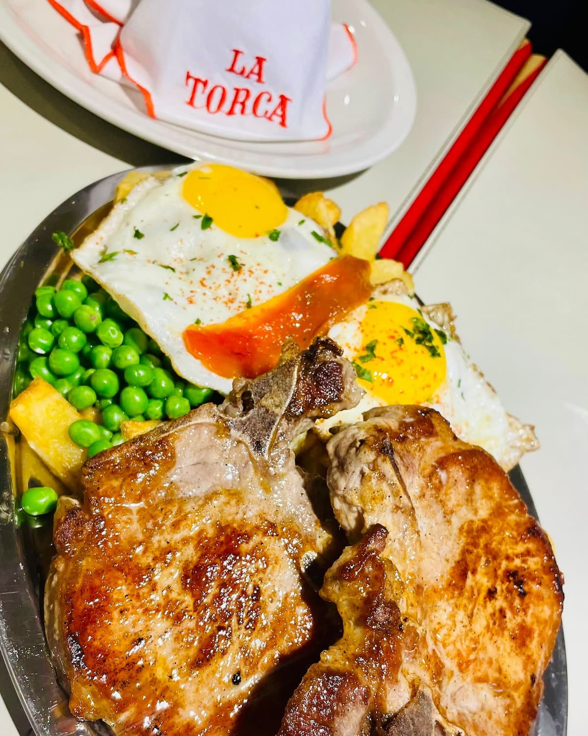 Los bodegones españoles de Buenos Aires son mucho más que restaurantes: son parte de la memoria gastronómica porteña