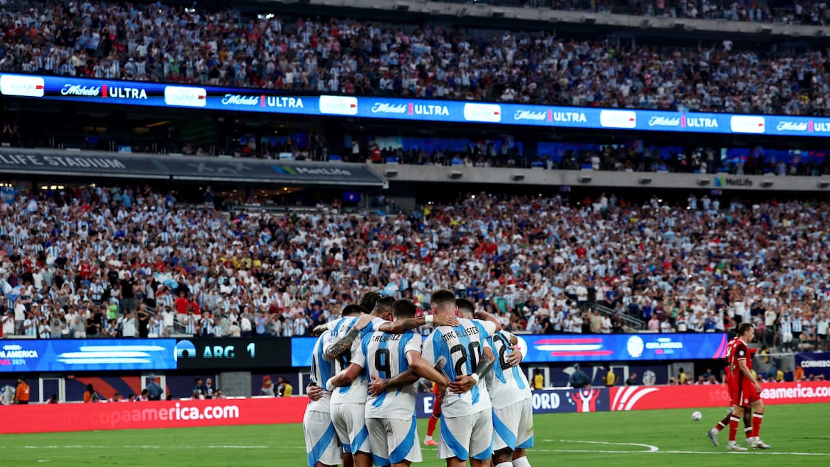Las mejores imágenes de Argentina-Canadá. Foto: Reuters.