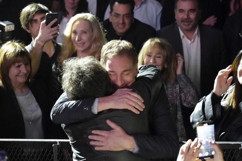 Javier Milei y Diego Santilli.