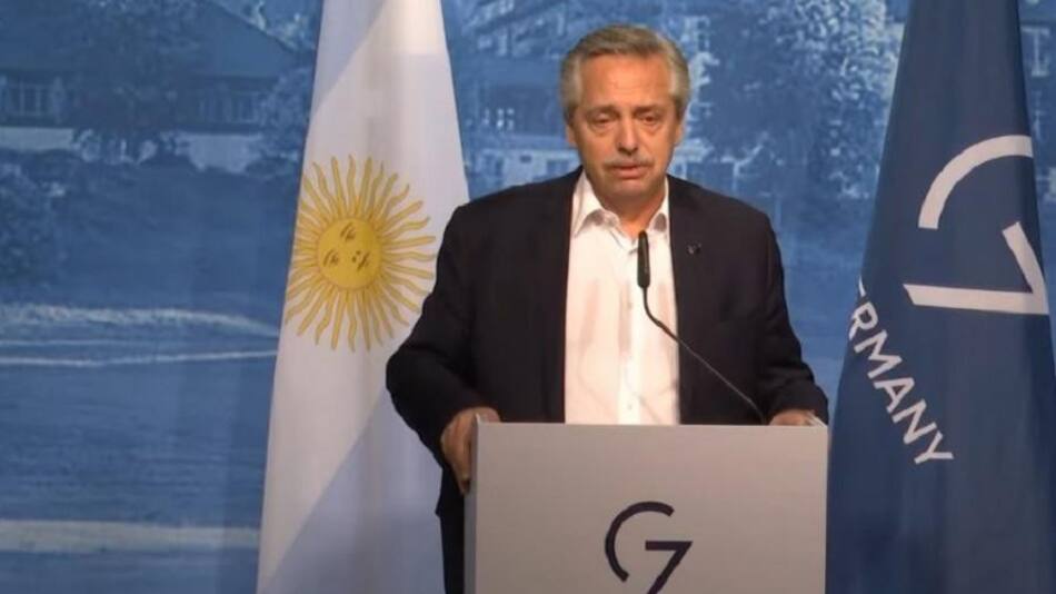 Alberto Fernández, en la cumbre del G7. Foto: NA.