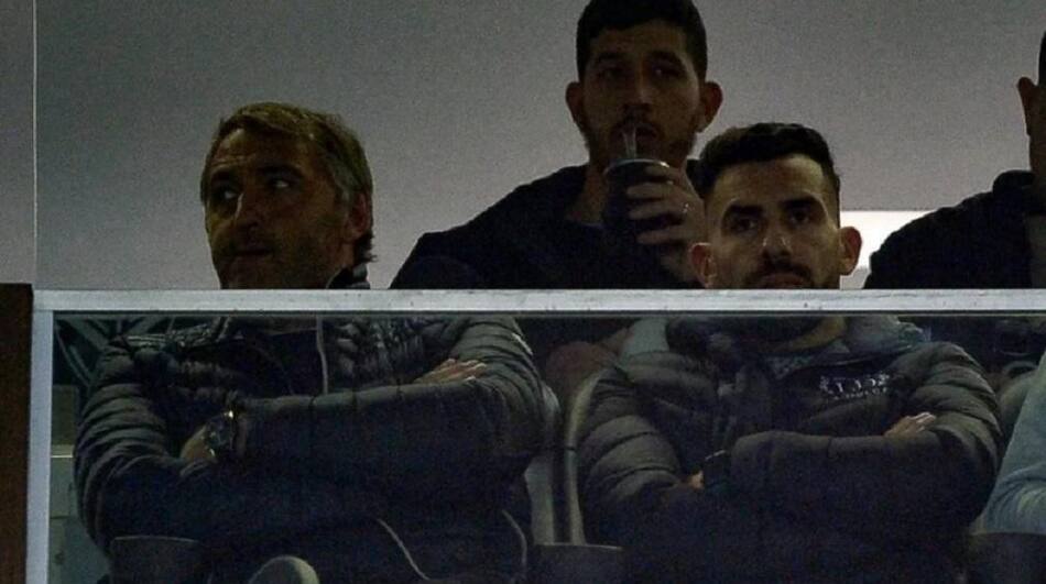 Carlos Retegui y Carlos Tevez, fútbol, NA