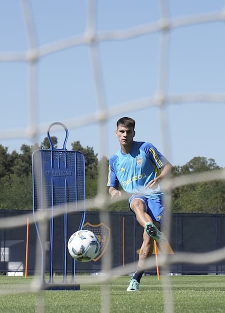 El entrenamiento de Kevin Zenón en Boca Juniors. Foto: X @BocaJrsOficial.