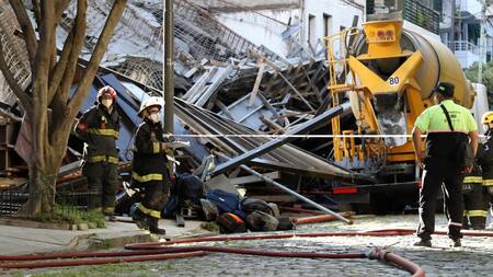 Derrumbe en obra en construcción en Belgrano, NA