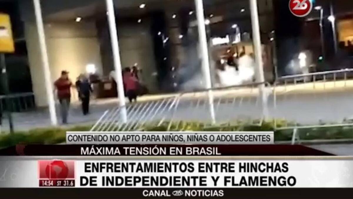 Hinchas de Flamengo atacaron con piedras el hotel donde se aloja Independiente