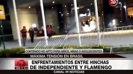 Hinchas de Flamengo atacaron con piedras el hotel donde se aloja Independiente