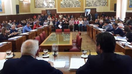 Mar del Plata, Consejo interpelará a funcionarios por quita de bonificaciones a docentes