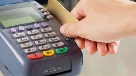 Tarjeta de débito - Posnet - Economía argentina