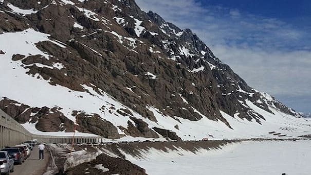 La megaobra que busca perforar la Cordillera de los Andes y abrir un acceso inédito al océano Pacífico para la Argentina
