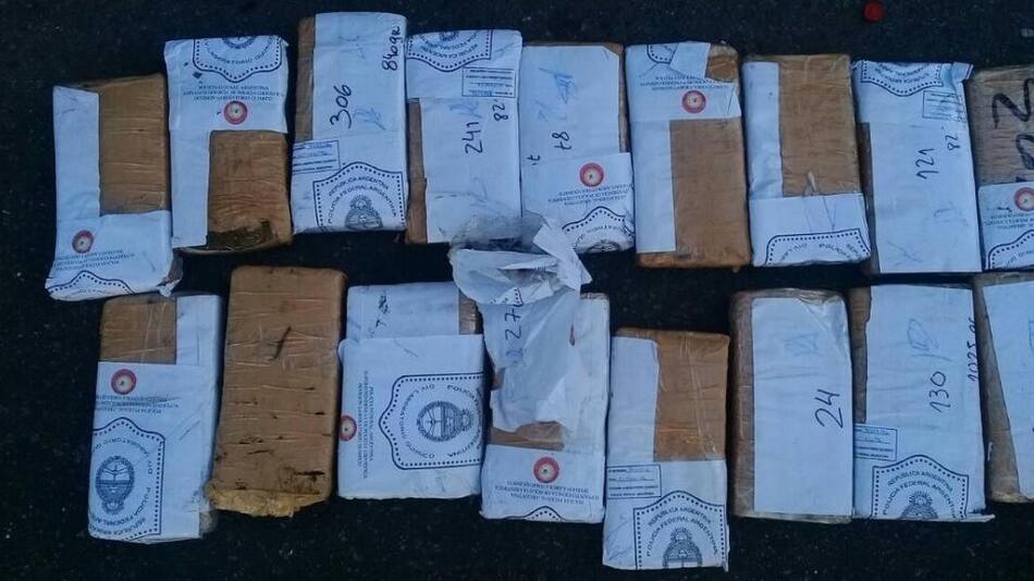 Marihuana robada por Policías de la Ciudad