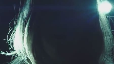 Emma Watson desnuda en trailer