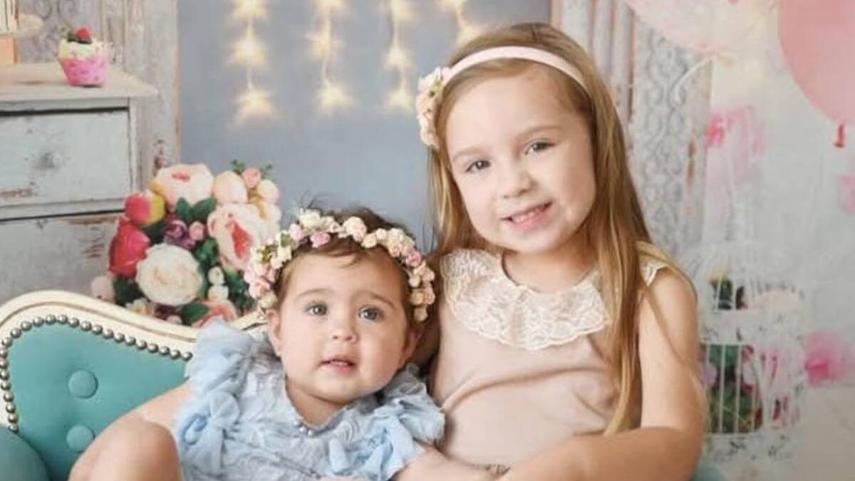 Delfina y Pilar Hecker, de 1 y 5 años, son intensamente buscadas tras el temporal en Bahía Blanca. Foto: gentileza familia Hecker.