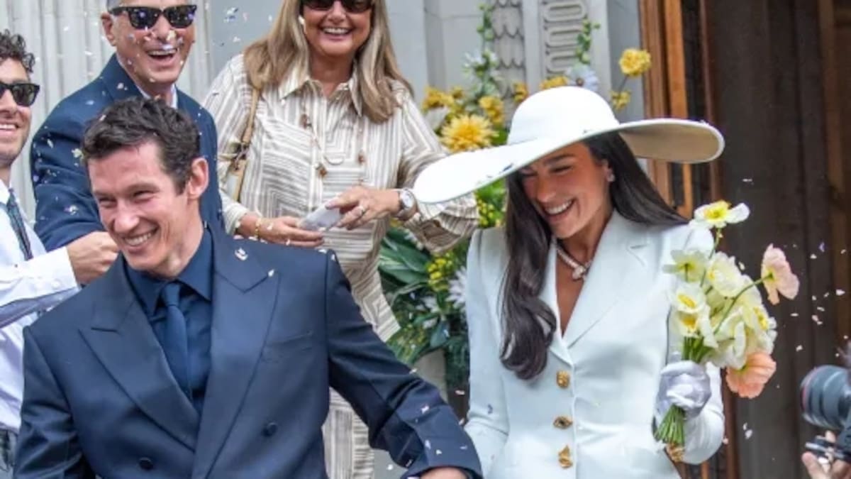 Dua Lipa mostró fotos inéditas de su casamiento con Callum Turner