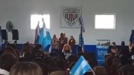 Abuchearon a funcionaria bonaerense, lenguaje inclusivo, captura video