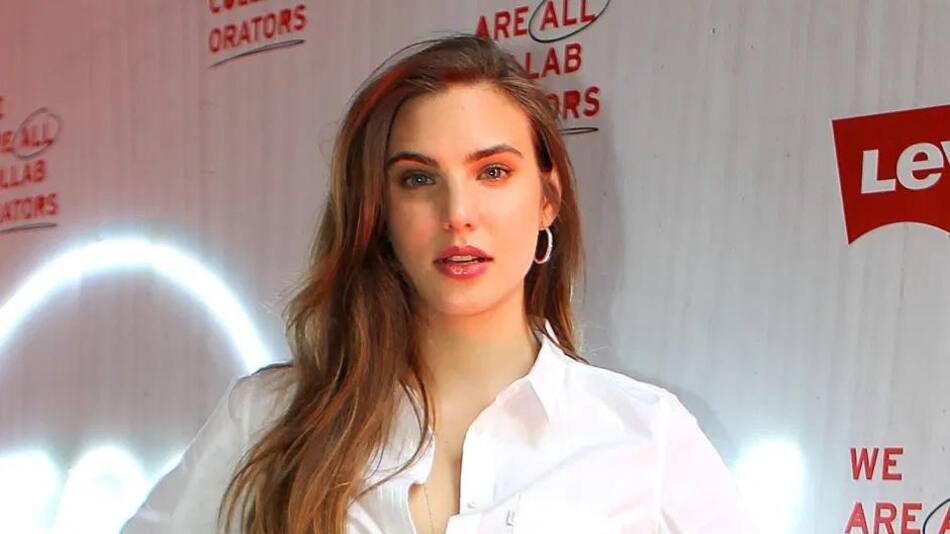Macarena Achaga