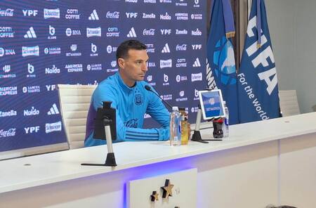 Conferencia de prensa de Lionel Scaloni. Foto: NA.