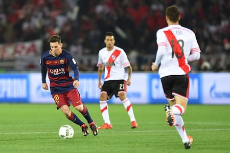 Lionel Messi enfrentó a River Plate en el Mundial de Clubes 2015. Foto: NA.