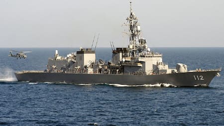 Buque japonés JDS Makinami. Foto: Wikipedia.