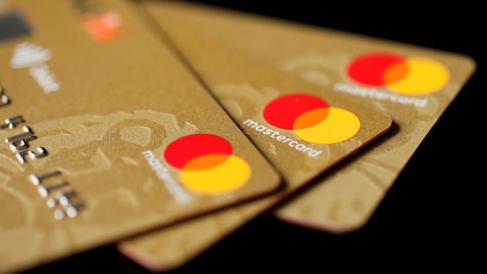 Tarjetas de crédito Mastercard. Foto: Reuters/Benoit Tessier