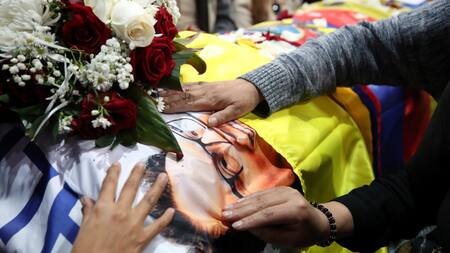 El funeral público de Fernando Villavicencio. Foto: Reuters.