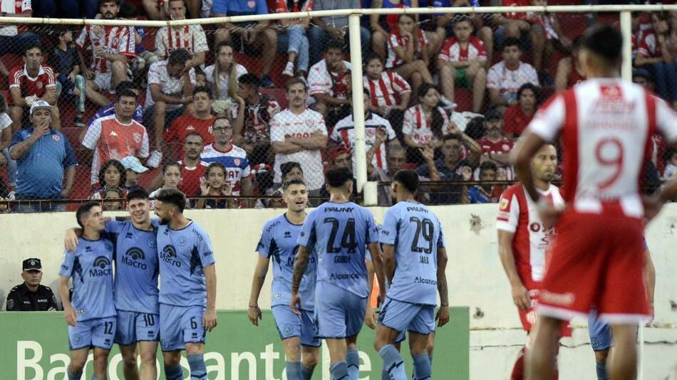 Belgrano goleó a Unión. Foto: Télam
