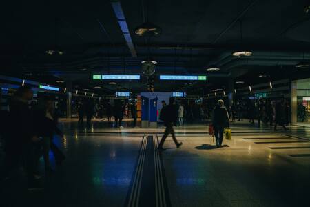 Cortes de luz. Foto: Unsplash.