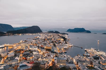 Noruega ofrece un amplío abanico de empleos para los extranjeros. Foto: Unsplash.