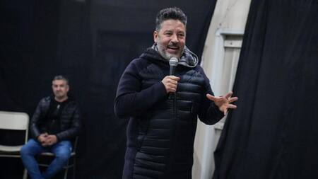 Gustavo Menéndez, Intendente de Merlo (de licencia) y Presidente del Grupo Provincia. Foto: Twitter.