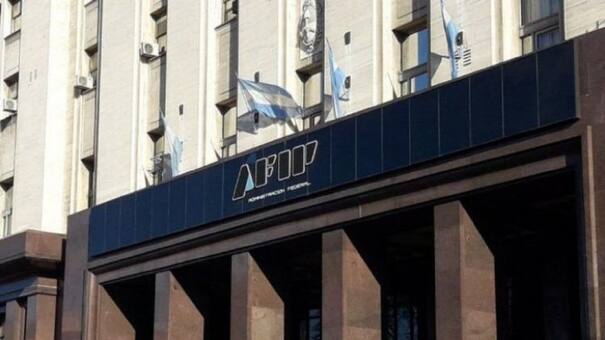 AFIP: recaudación impositiva creció 115,1% durante 2023 a casi 43 billones de pesos