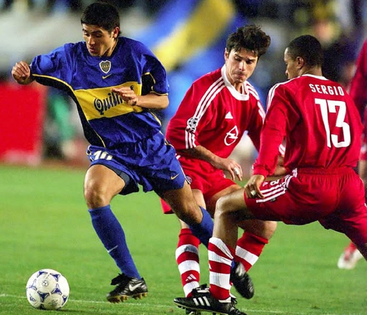 Boca Juniors vs Bayern Munich, Copa Intercontinental 2001. Foto: Instagram @fcbayern