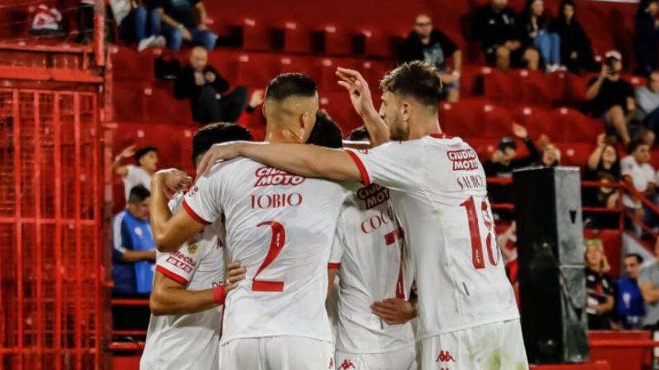 Huracán Liga Profesional de Fútbol. Foto: NA.